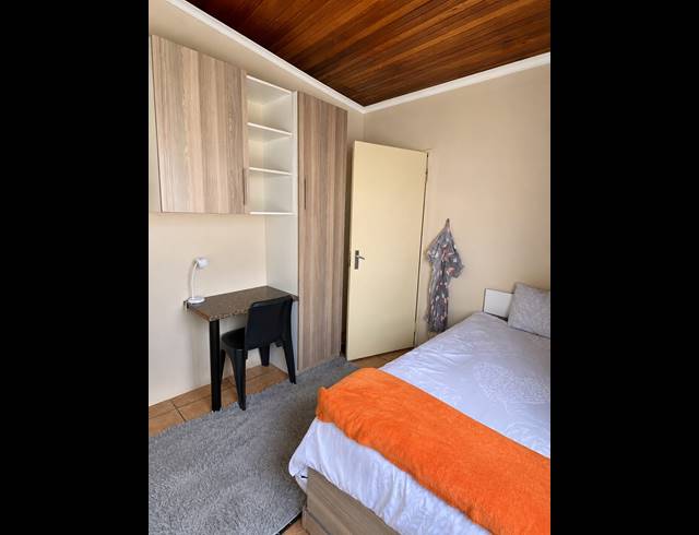 14 BEDROOM HOUSE FOR SALE IN VANDERBIJLPARK SE 7